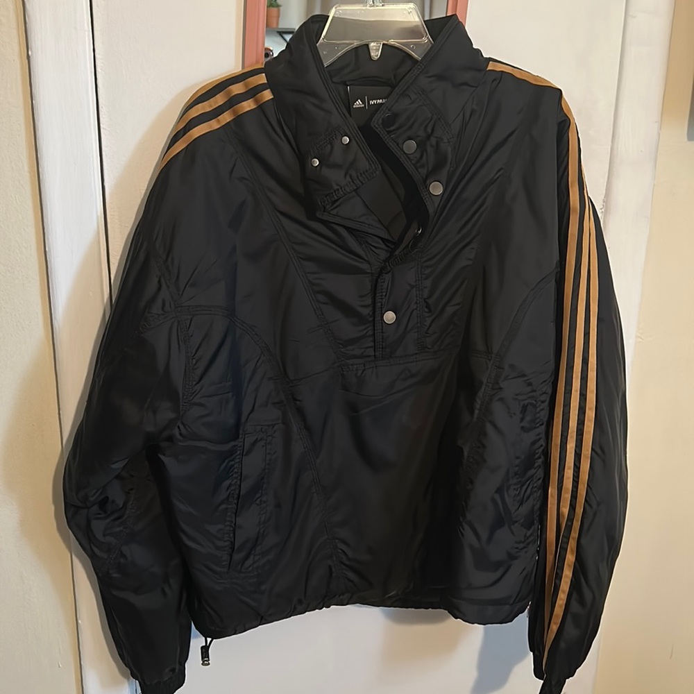 Adidas x Ivy Park Beyoncé Padded Windbreaker Jacket size XS (US)